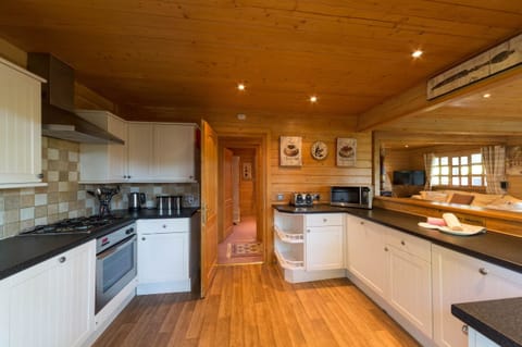 Oaks Log Cabin | Private kitchen | Electric kettle, freezer