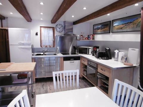 Classic Apartment, Ensuite (n°6) | Private kitchen