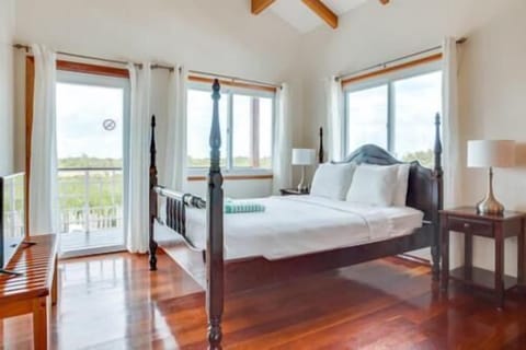 Elite House, 2 Bedrooms, Pool View, Poolside | 1 bedroom, premium bedding, in-room safe, iron/ironing board