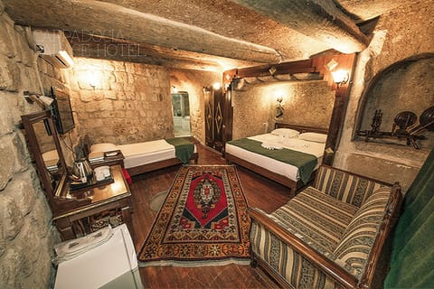 Family Triple Room, 1 Bedroom, Non Smoking, Garden View | Premium bedding, down comforters, individually decorated