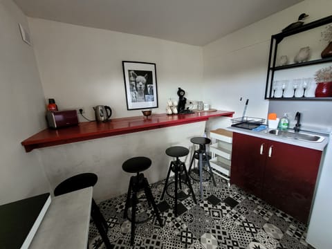 Suite, Private Bathroom (Alpagas vue) | Private kitchen