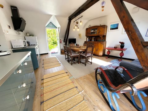 Classic Apartment, Ensuite (Les Terrasses) | Lounge