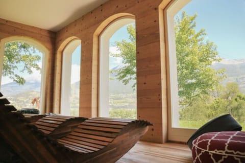 Sauna, steam room, sports massages, 1 treatment room, massages