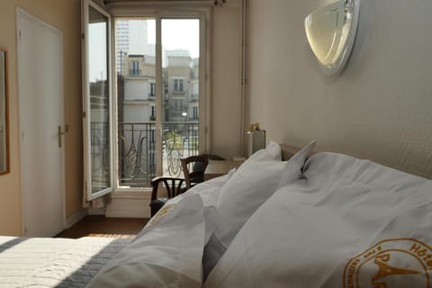 In-room safe, desk, laptop workspace, free WiFi