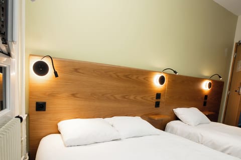 Triple Room | Soundproofing, free WiFi, bed sheets