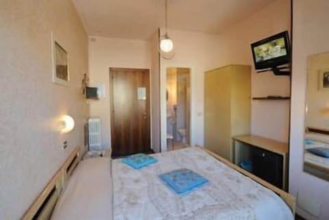 Double or Twin Room | Down comforters, minibar, in-room safe, desk