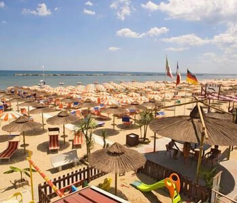 Private beach, beach towels