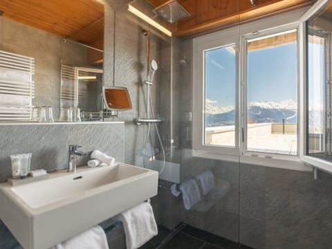 Design Double Room | Bathroom | Free toiletries, hair dryer, slippers, towels