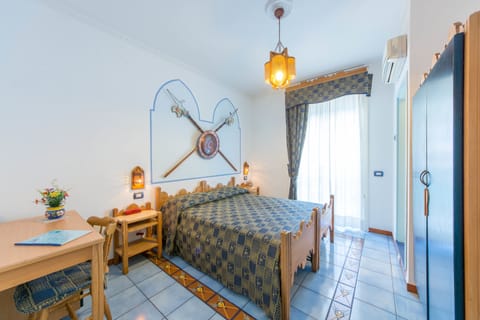 Standard Double Room, Balcony | In-room safe, individually decorated, individually furnished, desk