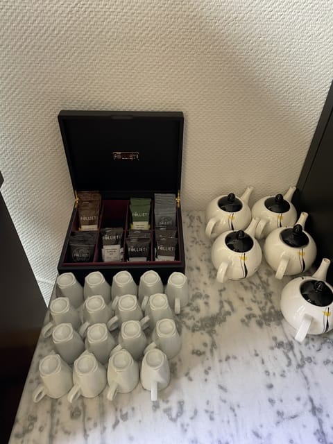 Daily buffet breakfast (EUR 13 per person)