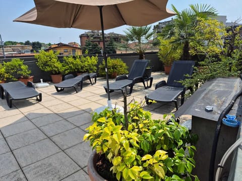 Sundeck
