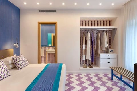 Quadruple Room | Frette Italian sheets, down comforters, memory foam beds, minibar