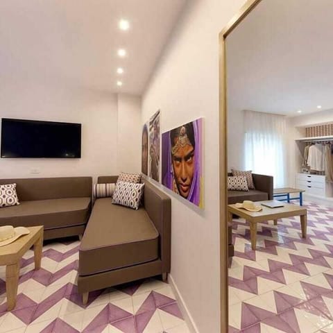 Quadruple Room | Frette Italian sheets, down comforters, memory foam beds, minibar