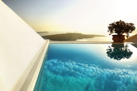 Suite with Infinity Private Pool, Caldera View | Balcony