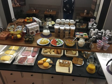 Daily buffet breakfast (EUR 10.95 per person)