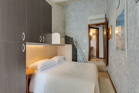 Family Triple Room, 1 Bedroom, Private Bathroom | Individually decorated, free WiFi