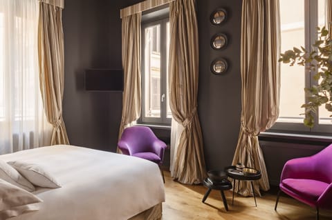 Egyptian cotton sheets, hypo-allergenic bedding, down comforters