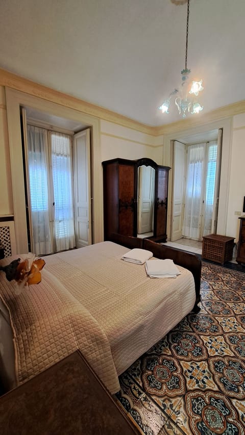 Economy Double Room | Desk, iron/ironing board, free WiFi, bed sheets