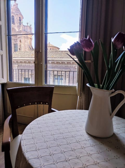 Camera Superior Con Vista | In-room safe, desk, blackout drapes, soundproofing