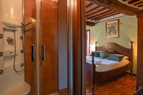 Free toiletries, hair dryer, slippers, bidet