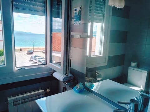 Comfort Apartment, 2 Bedrooms, Terrace, Sea View | Bathroom | Free toiletries, hair dryer, towels, soap