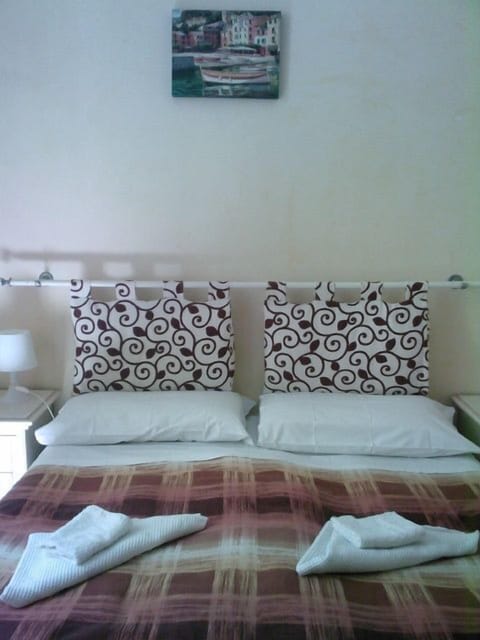 Egyptian cotton sheets, down comforters, memory foam beds, desk