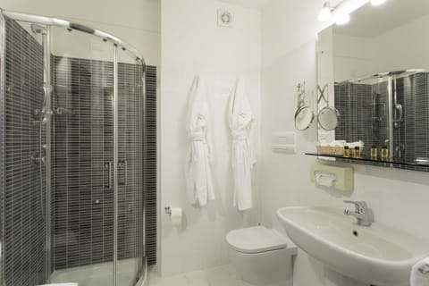 Free toiletries, hair dryer, bidet, towels