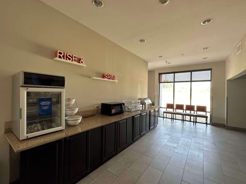 Free buffet breakfast