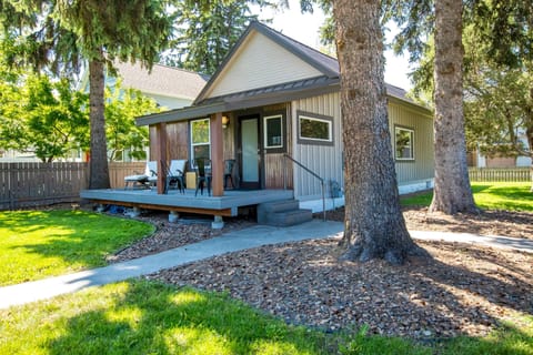 Back of house and view of back yard