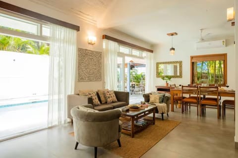 4 bedroom Presidential Pool Villa | Living area | 32-inch LCD TV with satellite channels, TV
