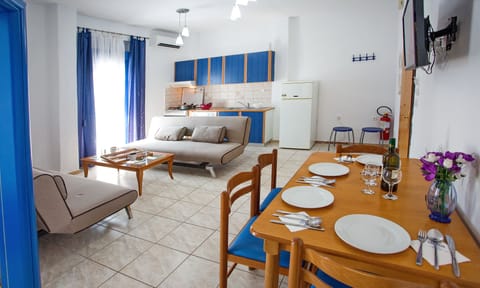 Apartment (4 Adults) | In-room safe, soundproofing, iron/ironing board, free cribs/infant beds