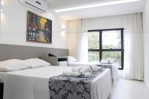Double Room | Blackout drapes, iron/ironing board, bed sheets, wheelchair access