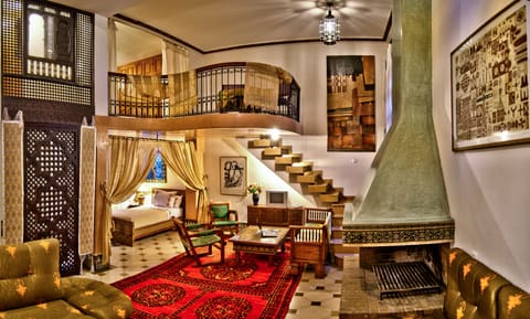 Classic Duplex | In-room safe, desk, blackout drapes, soundproofing