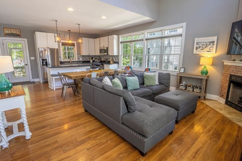 Main Level | Living Room