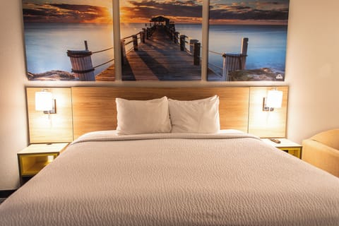 Desk, iron/ironing board, free cribs/infant beds, free WiFi