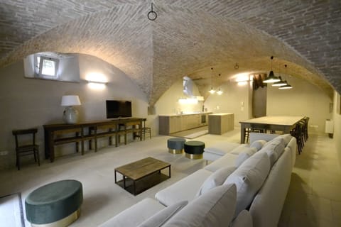 Apartment | Living area | Flat-screen TV