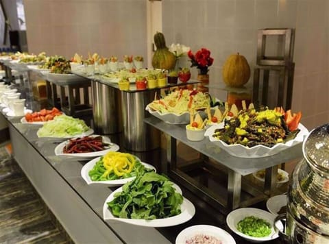 Daily buffet breakfast for a fee