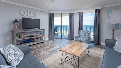 Phoenix East 706, Orange Beach, Alabama, beach front, 3 bedroom condominium on the 7th floor