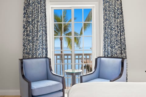 Premium bedding, down comforters, pillowtop beds, in-room safe