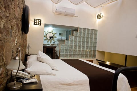 Family Triple Room | Egyptian cotton sheets, premium bedding, down comforters, minibar