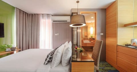 Superior Double | In-room safe, individually decorated, individually furnished, desk