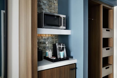 In-room safe, desk, laptop workspace, blackout drapes