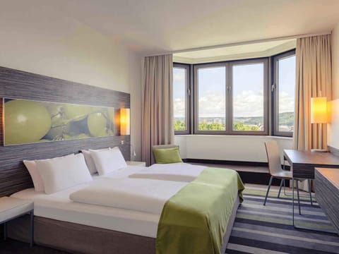 Privilege, Twin Room, 2 Twin Beds | In-room safe, desk, soundproofing, iron/ironing board