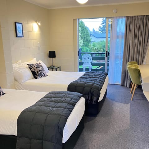 Studio, Multiple Beds | Premium bedding, pillowtop beds, in-room safe, individually decorated