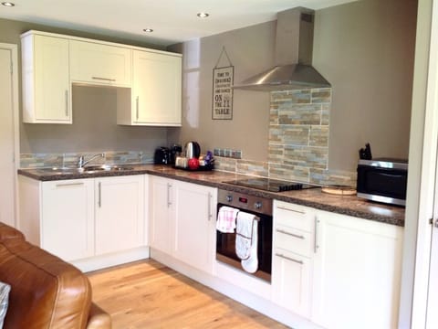 Apartment, Ensuite (Garden Suite 1) | 1 bedroom, individually decorated, individually furnished