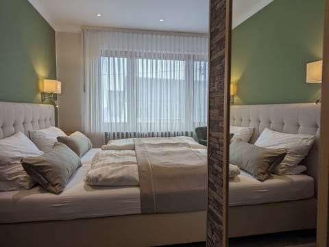 Comfort Double Room | Premium bedding, pillowtop beds, in-room safe, free WiFi