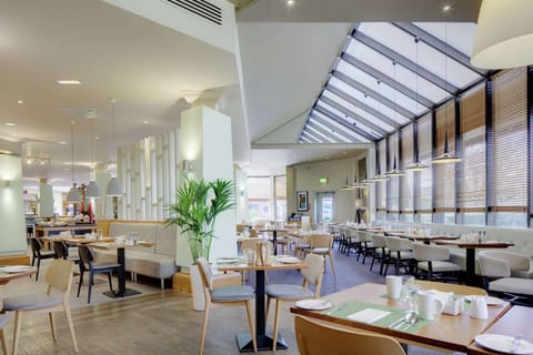 Breakfast, lunch and dinner served