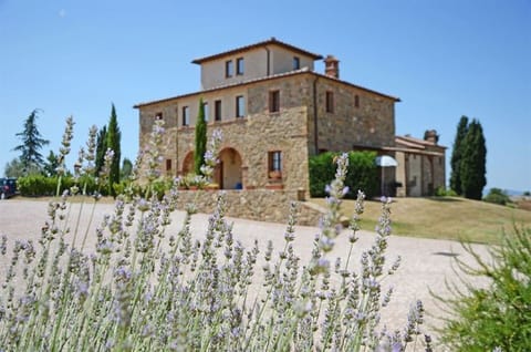 Ampella La Torre - 3 bedroom, 2 1/2 bath portion of this villa. 