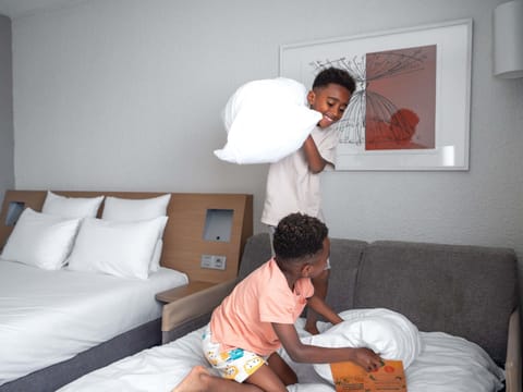 Premium bedding, minibar, in-room safe, desk