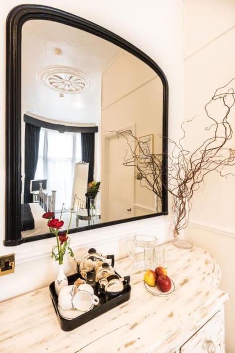 Deluxe Double Room | Free WiFi, bed sheets